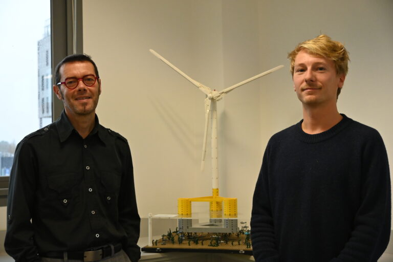 Portrait de Vincent Deshoux (à gauche) et Tanguy Halna (à droite), salariés de l'entreprise Pennavel,